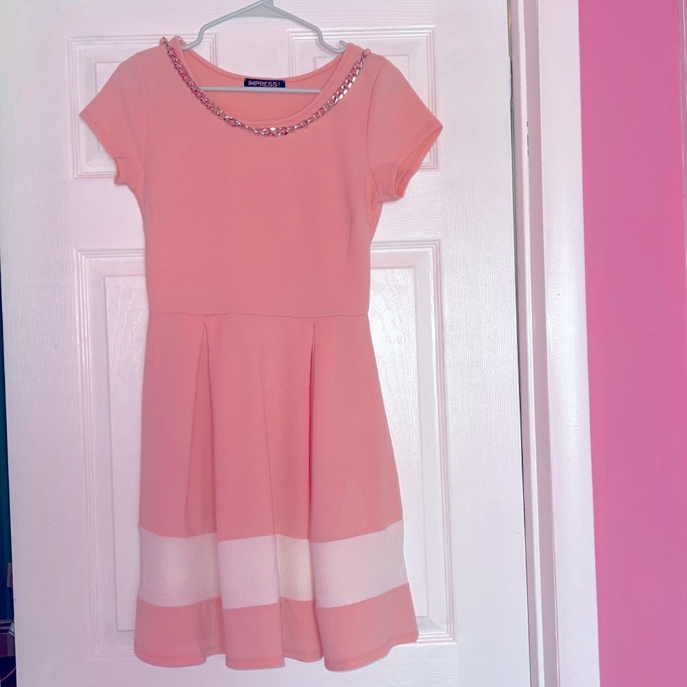 Impress Pink Flared Pleated Dress with Gold Chain Size M